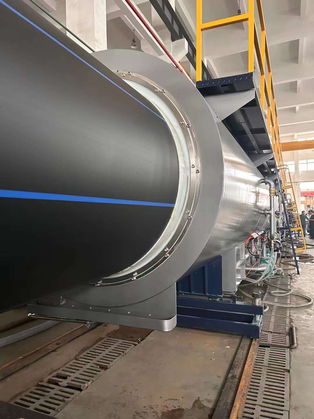 A PVC csövek és PE ​​csövek gyártása során a felületi lyukképződés okainak elemzése