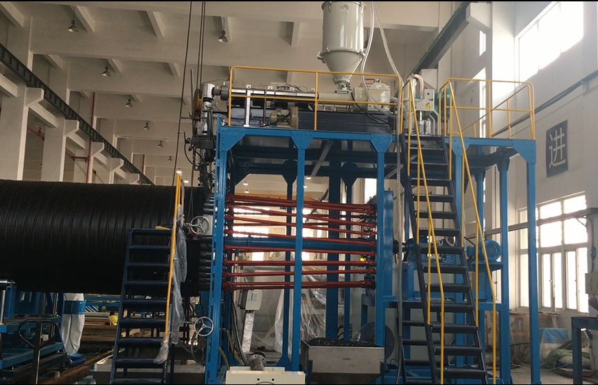 Nagy átmérőjű HDPE tekercscső gyártása